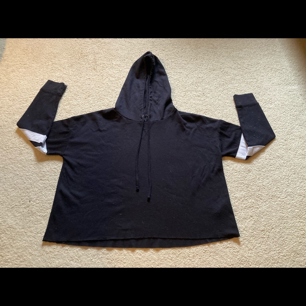 Lightweight Cropped Hoodie